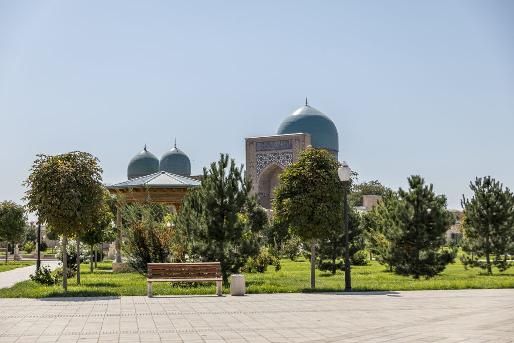 Moschea Kok-Gumbaz  e Dorut Tilyovat

