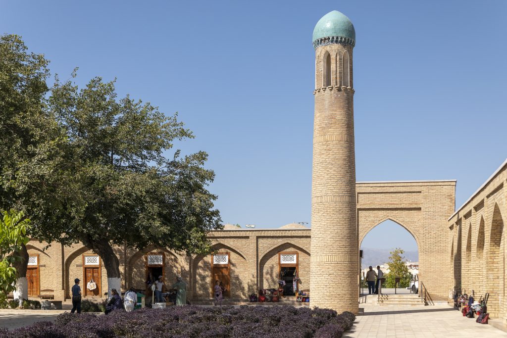 Moschea Kok-Gumbaz e Dorut Tilyovat
